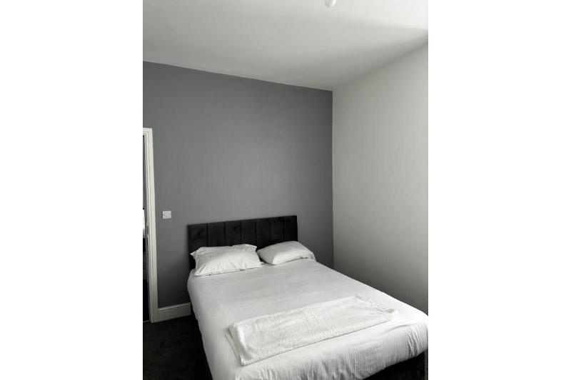 Cheetham Hill Guest House - Oda