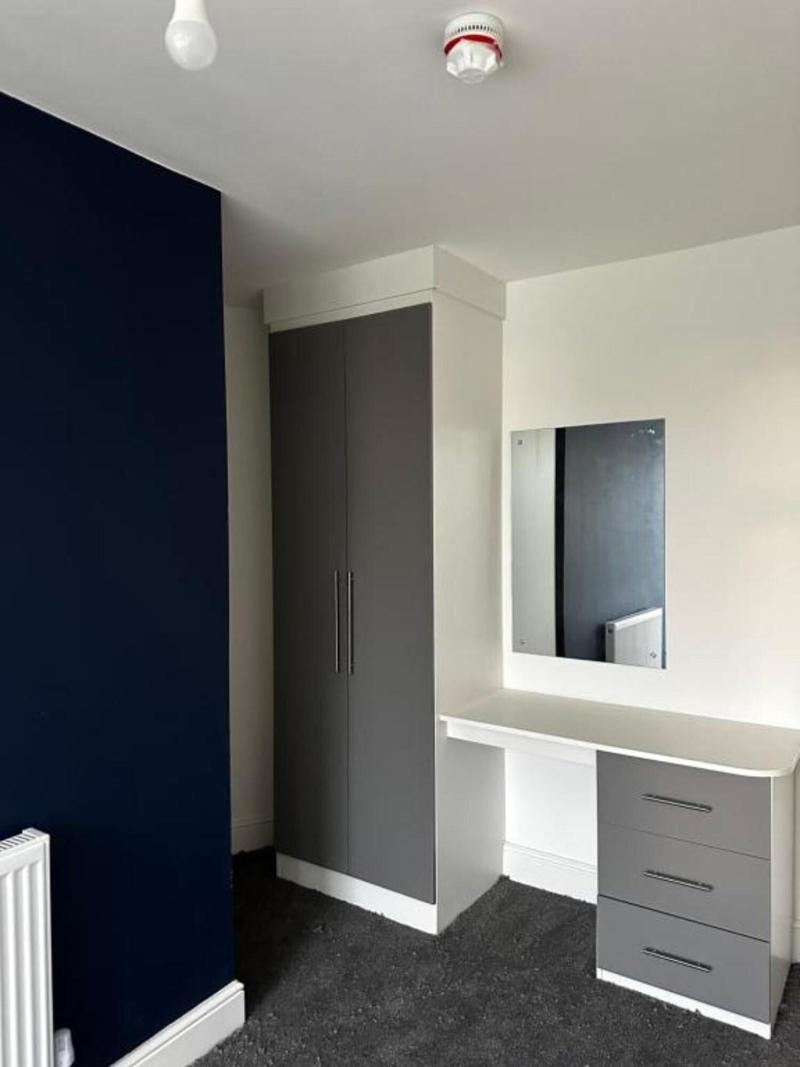 Cheetham Hill Guest House - Oda