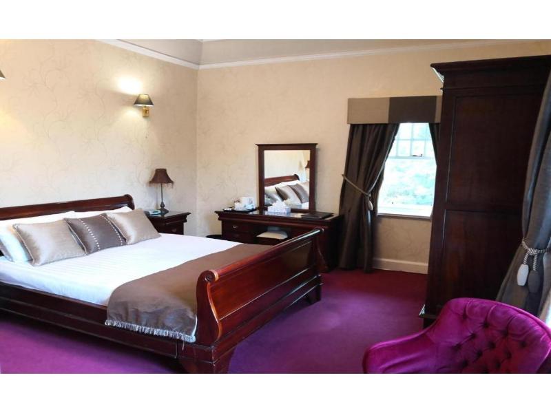 Oyo Dunmar House Hotel - Oda