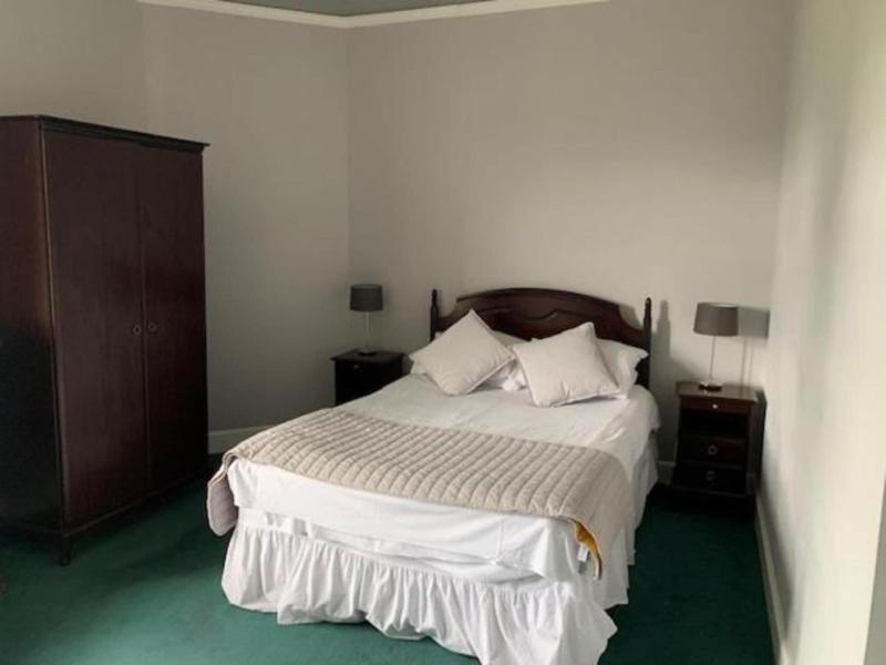 Oyo Dunmar House Hotel - Oda
