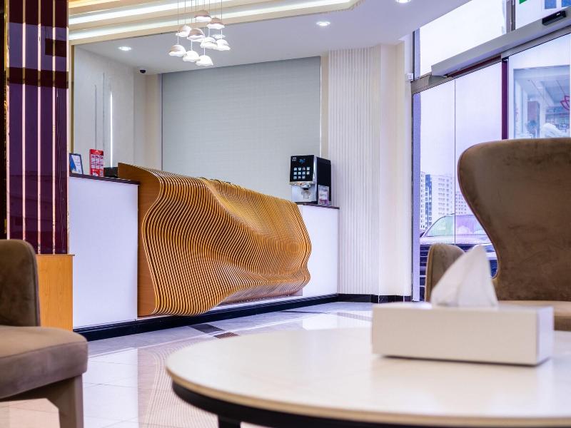 Oyo Townhouse 156 Rose Hotel Apartments - Lobi