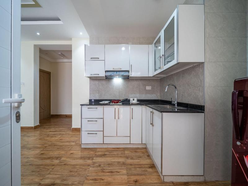 Oyo Townhouse 156 Rose Hotel Apartments - Oda