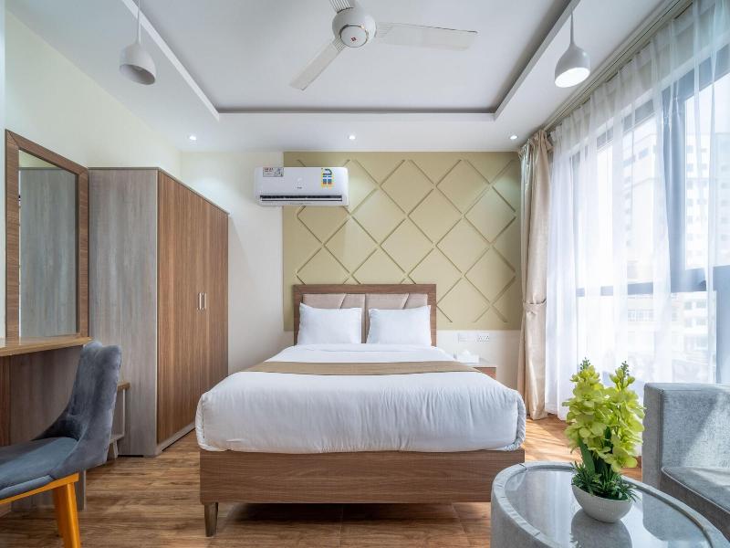 Oyo Townhouse 156 Rose Hotel Apartments - Oda