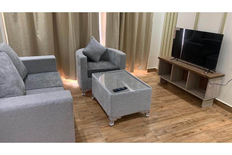 Oyo Townhouse 156 Rose Hotel Apartments - Oda