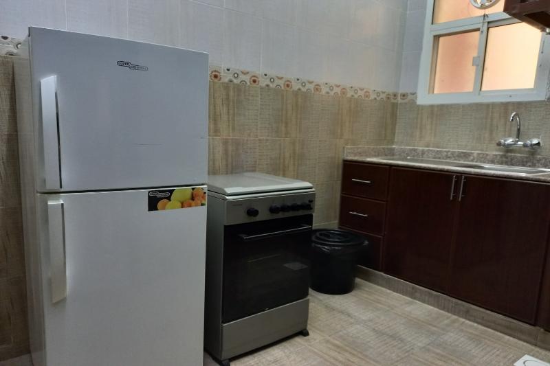 Super Oyo 147 Babylon Furnished Apartment - Oda