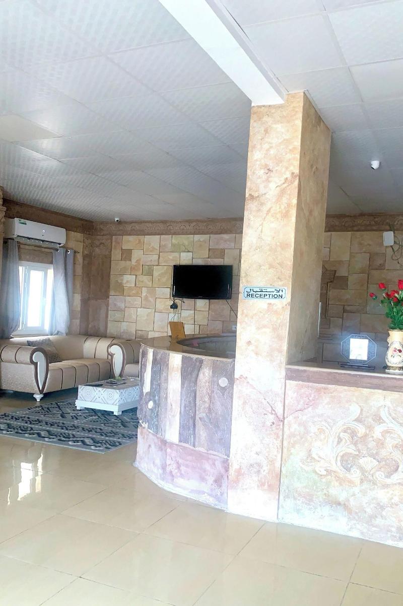 Oyo 157 Dream Barka Hotel - Lobi