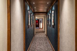 Monarch House Serviced Apartments otel fotoğrafı