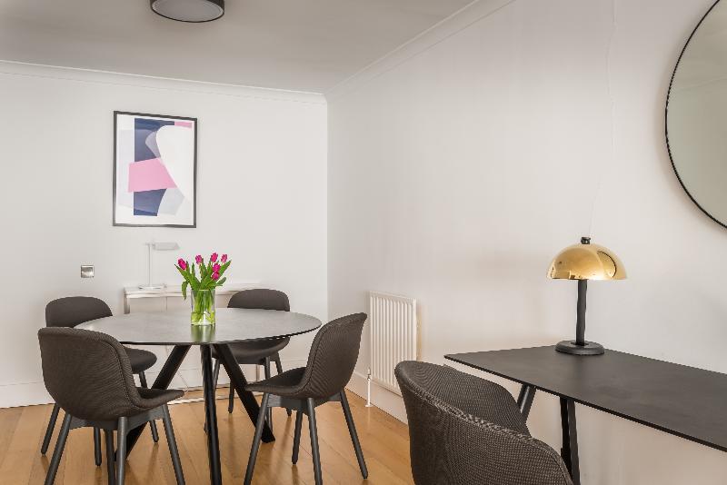 Monarch House Serviced Apartments - Oda