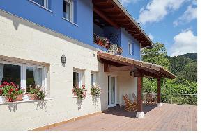 Hotel Txoriene