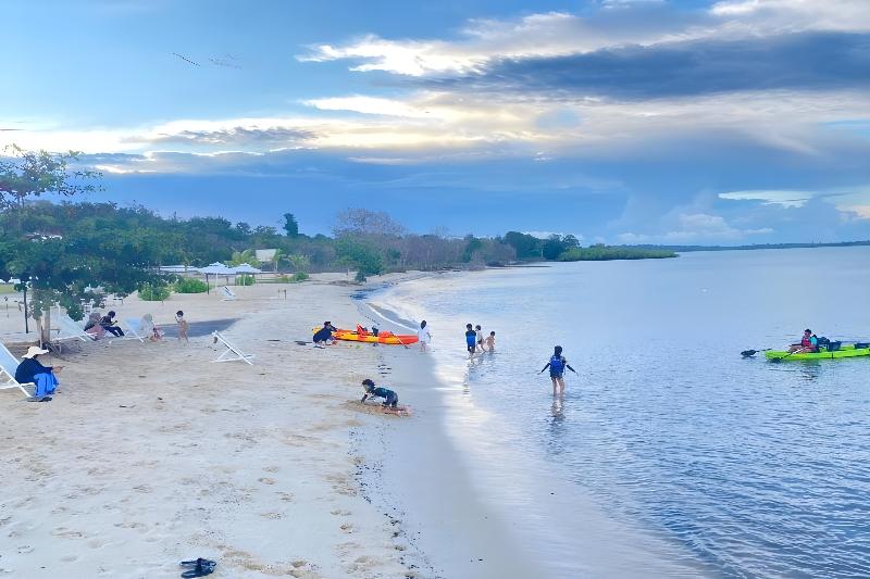 Kiki Beach Resort Batam By Zuzu - Genel