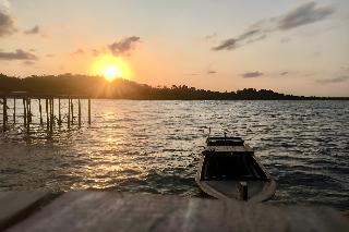 Kiki Beach Resort Batam By Zuzu fotoÄŸrafÄ±