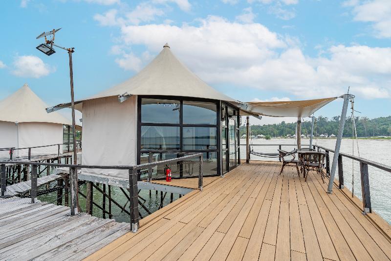 Kiki Beach Resort Batam By Zuzu - Oda