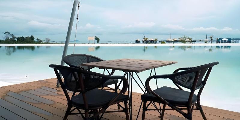 Kiki Beach Resort Batam By Zuzu - Oda