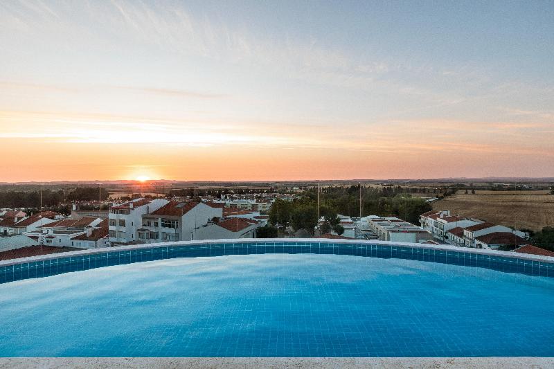 Holiday Inn Beja - Havuz