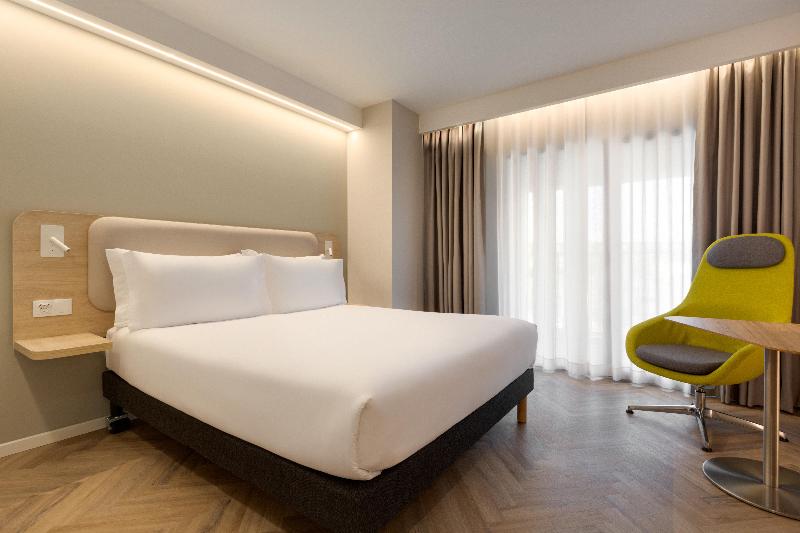 Holiday Inn Express Évora - Oda
