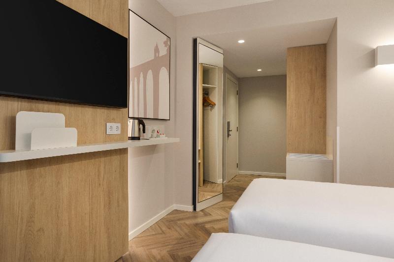 Holiday Inn Express Évora - Oda