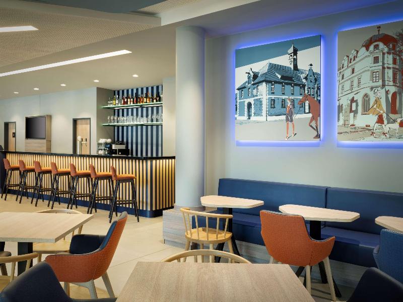Hampton by Hilton Celle - Bar