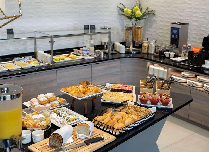 Hampton by Hilton Celle - Restoran
