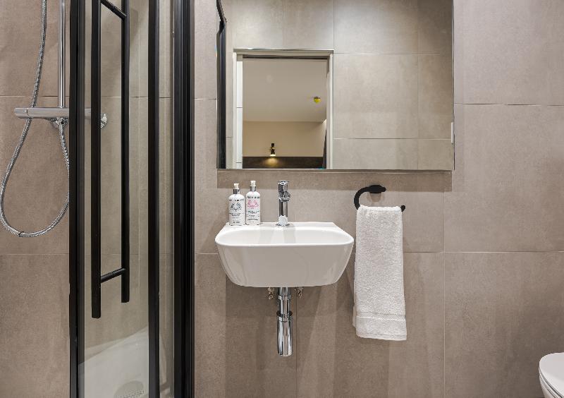 King's Cross Express Hotel - Oda