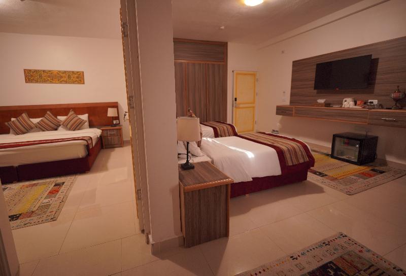 Petra Plaza Hotel - Oda