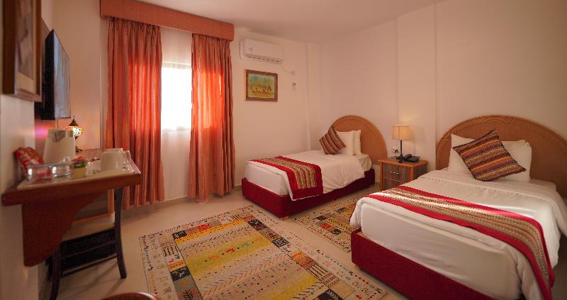 Petra Plaza Hotel - Oda