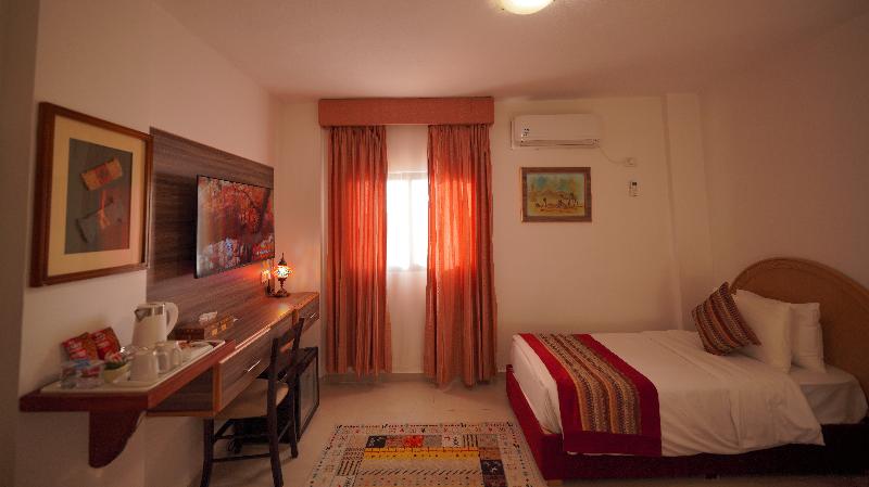Petra Plaza Hotel - Oda