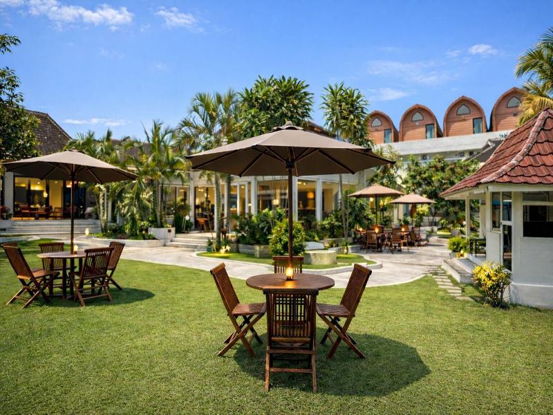 Nirvana Hotel Resort Tetebatu - Genel