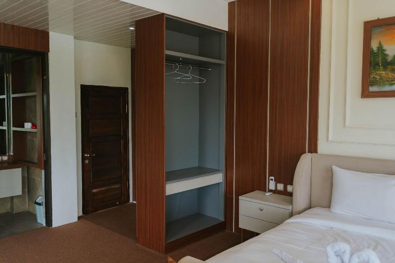 Nirvana Hotel Resort Tetebatu - Oda