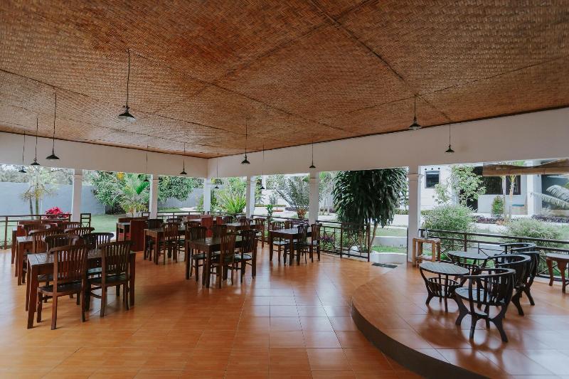 Nirvana Hotel Resort Tetebatu - Restoran