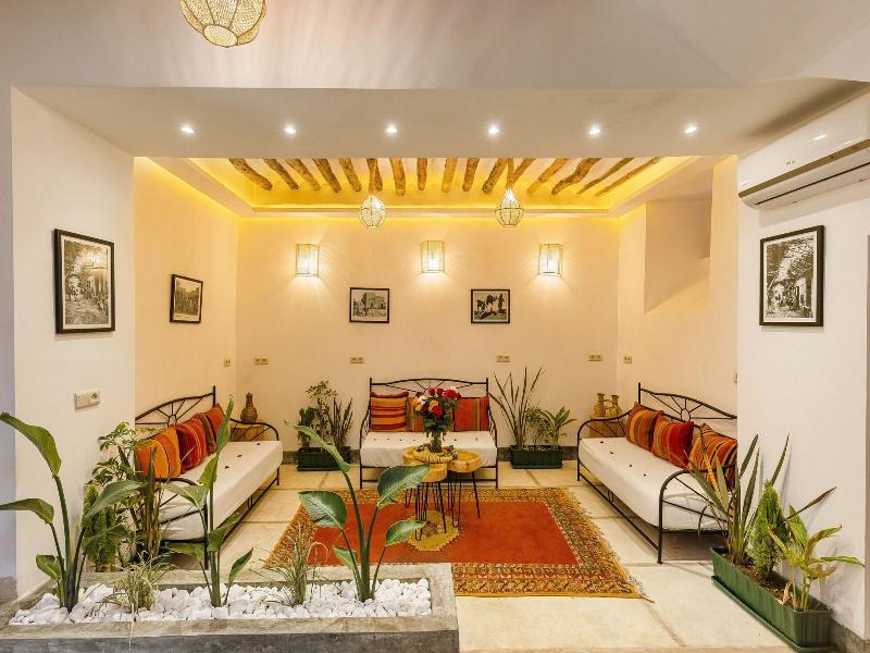 Riad Mama Square - Lobi