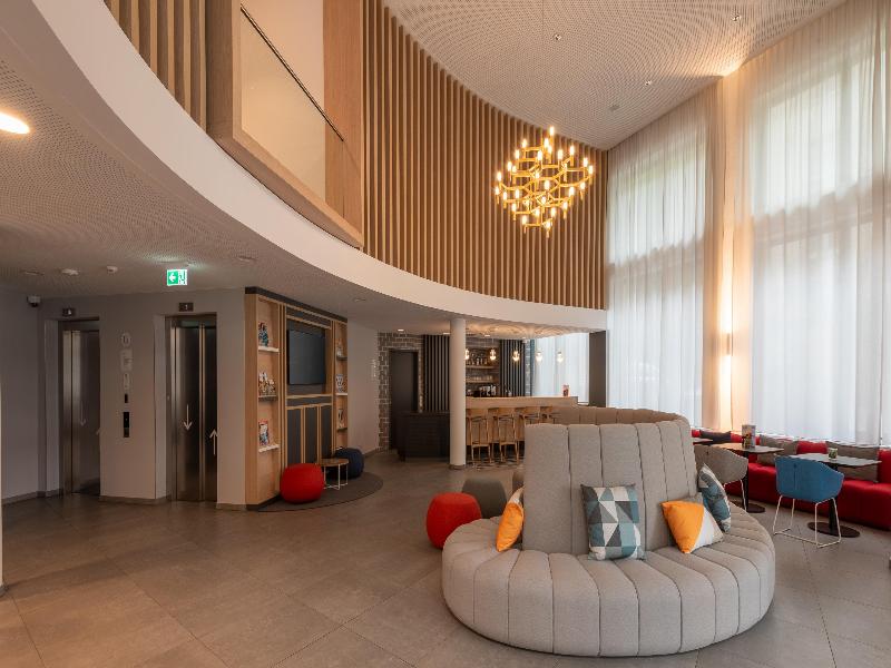 Holiday Inn Express Heilbronn - Lobi