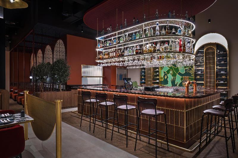 Embassy Suites by Hilton Dubai Business Bay - Bar