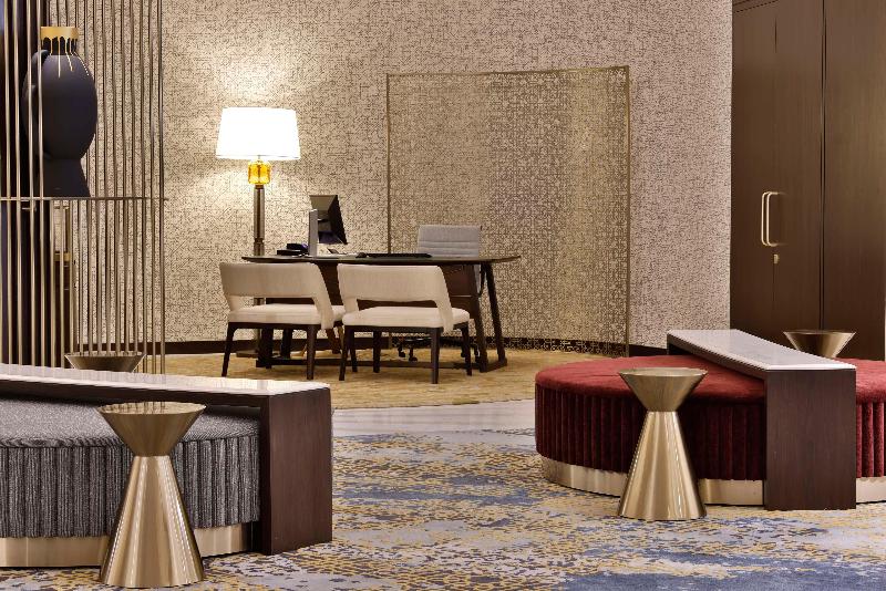 Embassy Suites by Hilton Dubai Business Bay - Lobi