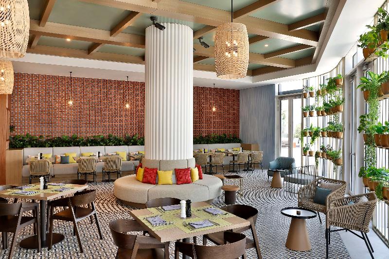 Embassy Suites by Hilton Dubai Business Bay - Restoran