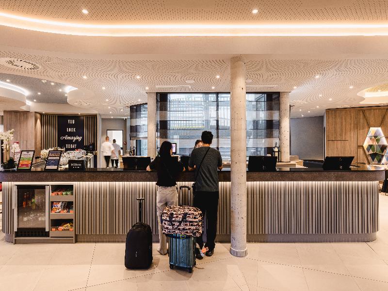 Hampton By Hilton Vienna City West - Lobi