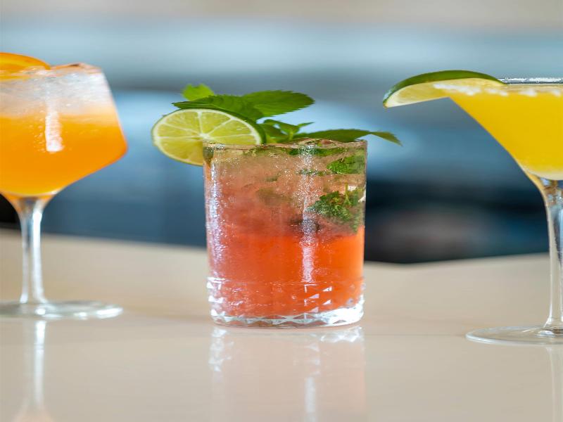 Comfort Inn&Suites Newark Liberty IntL. Airport - Bar