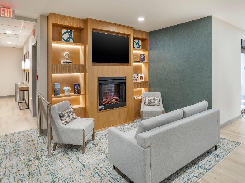 Comfort Inn&Suites Newark Liberty IntL. Airport - Lobi