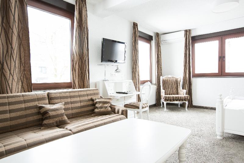 Boutique Hotel Goldhahn - Oda