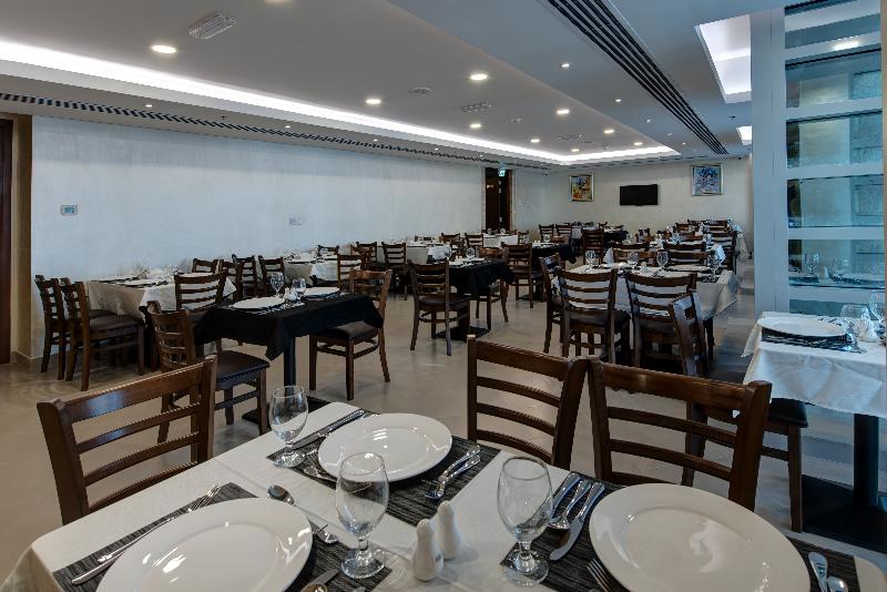 Center Hotel Sharjah - Restoran
