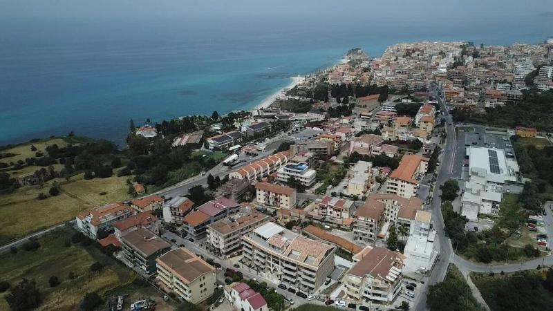 Middle Town Palace - Genel
