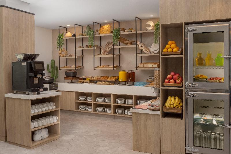 Staybridge Suites Dubai Business Bay - Restoran