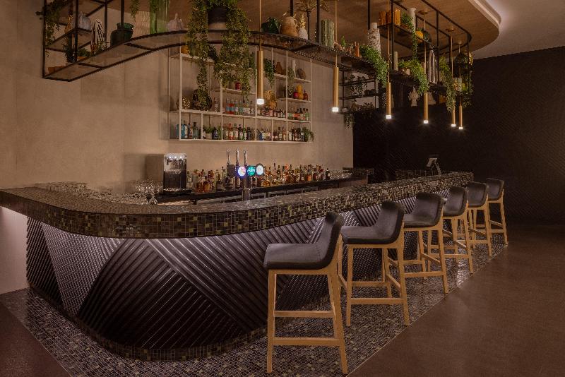 Staybridge Suites Dubai Business Bay - Restoran