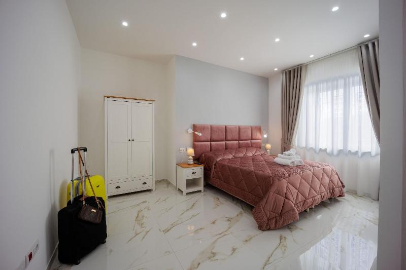 Reddimus Guest House - Oda
