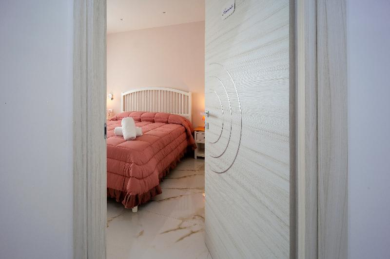 Reddimus Guest House - Oda