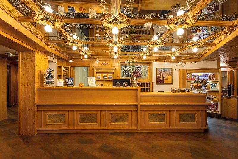IFA Alpenhof Wildental Hotel - Lobi