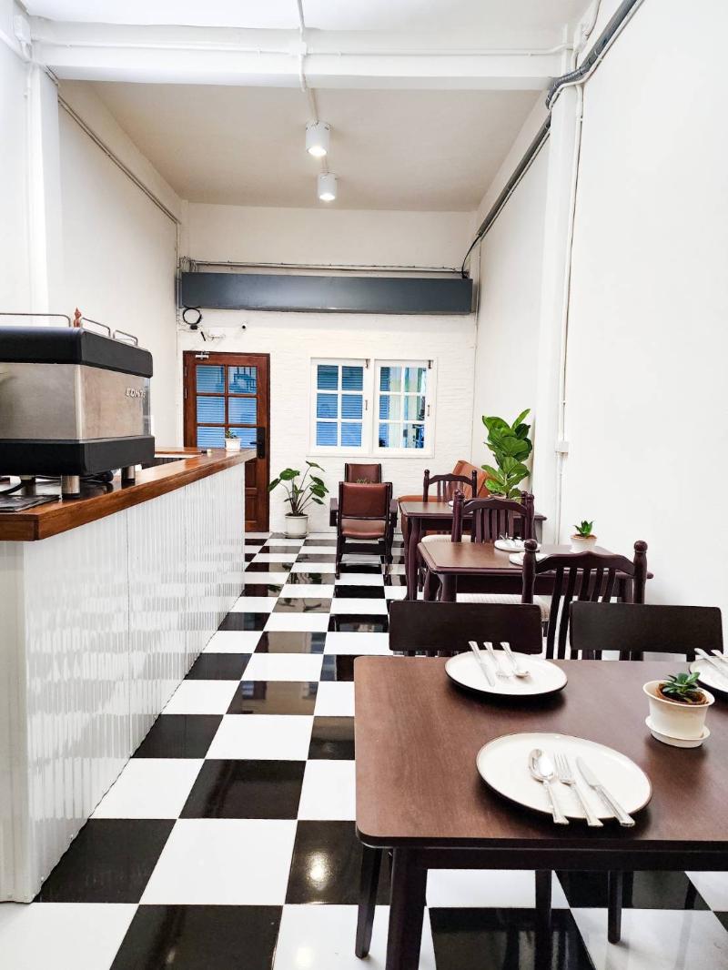 Noir Cafe And Hostel Chinatown - Lobi