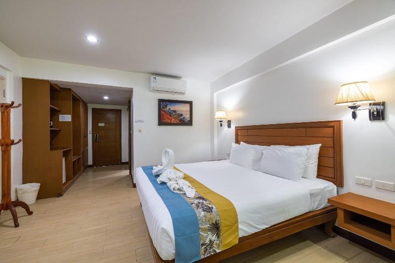 Phuket Meet Holiday Hotel - Oda