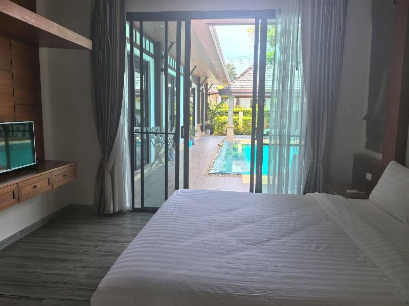 Phuket Meet Holiday Hotel - Oda