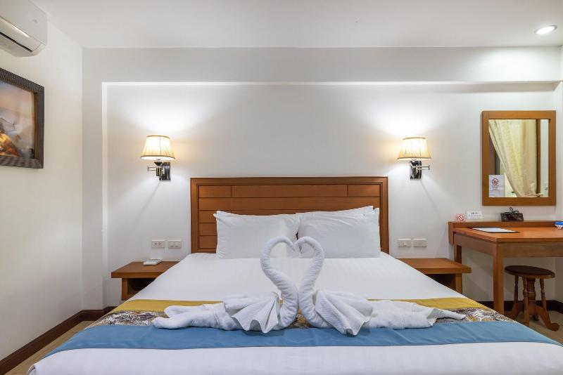 Phuket Meet Holiday Hotel - Oda