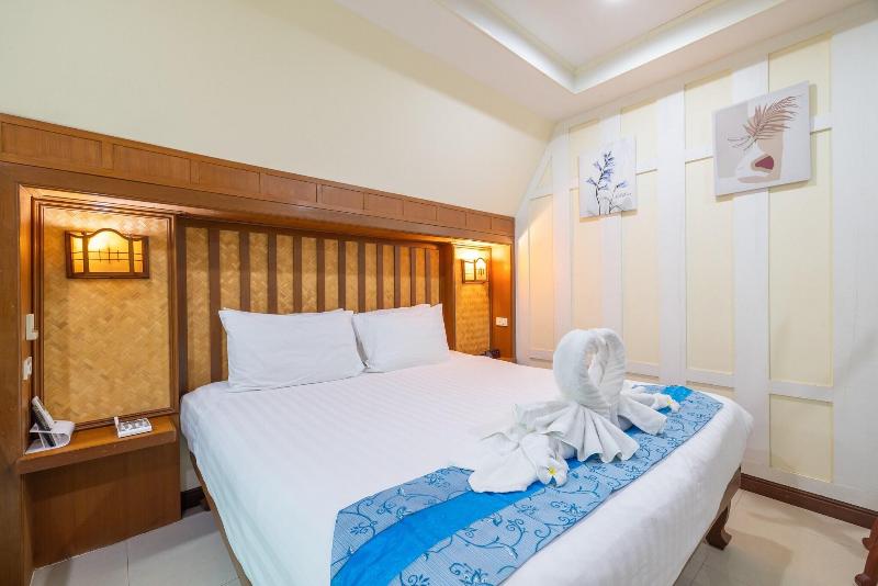 Phuket Meet Holiday Hotel - Oda